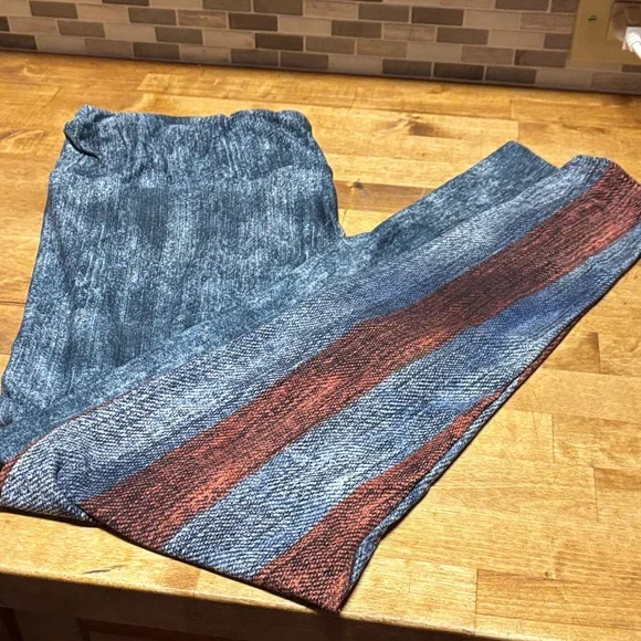 LuLaRoe Denim Blue and Rust Leggings Tall/curvy - Picture 1 of 4